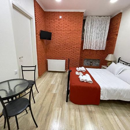 Aa Hotel ティビリシ エクステリア 写真